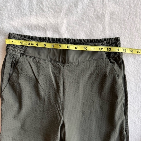 Athleta Olive Green Textured Brooklyn Jogger Casual Travel Pants Size 6 - Picture 5 of 10